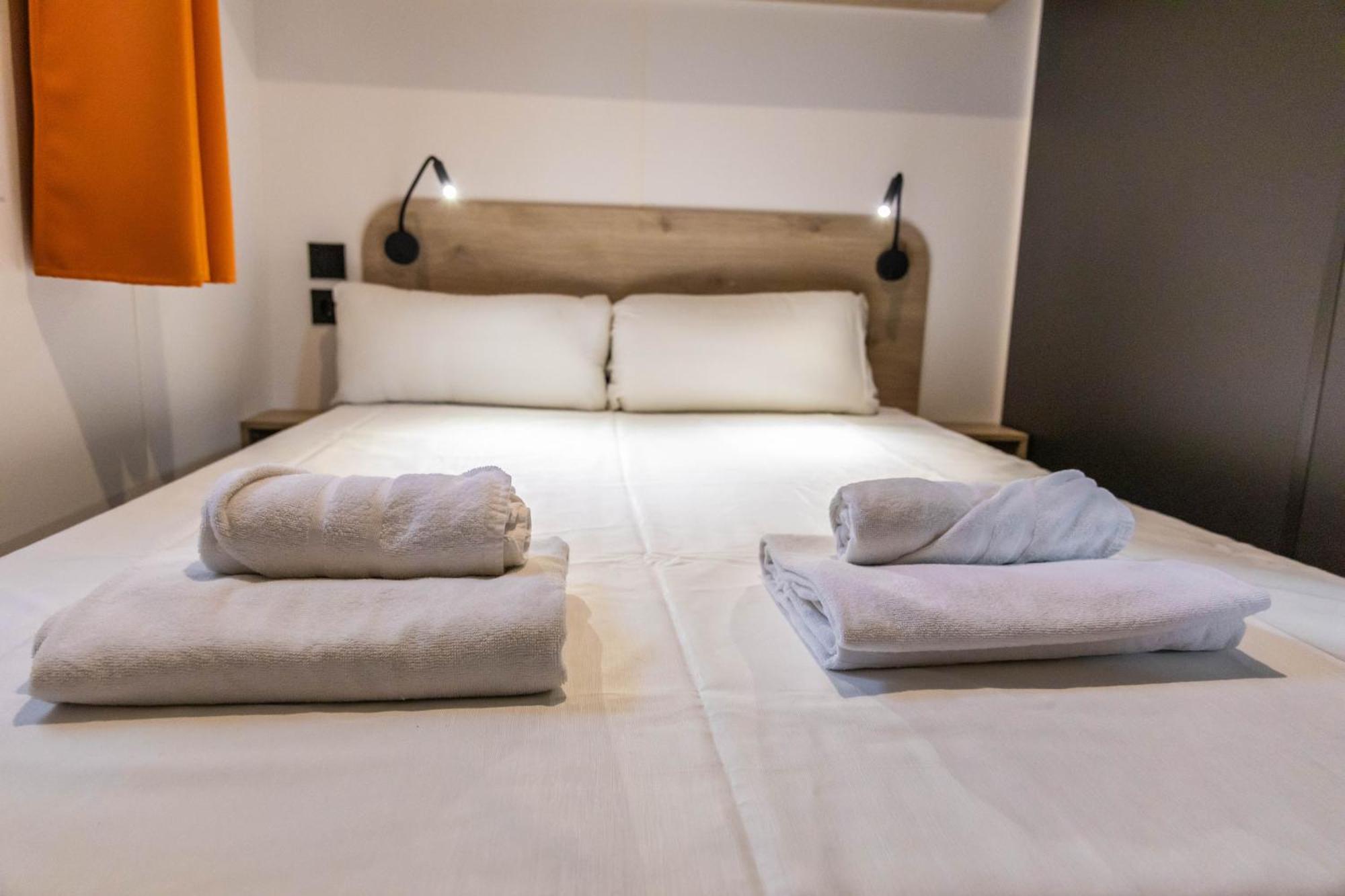 فندق Camping Sant Salvador كوماروغا المظهر الخارجي الصورة