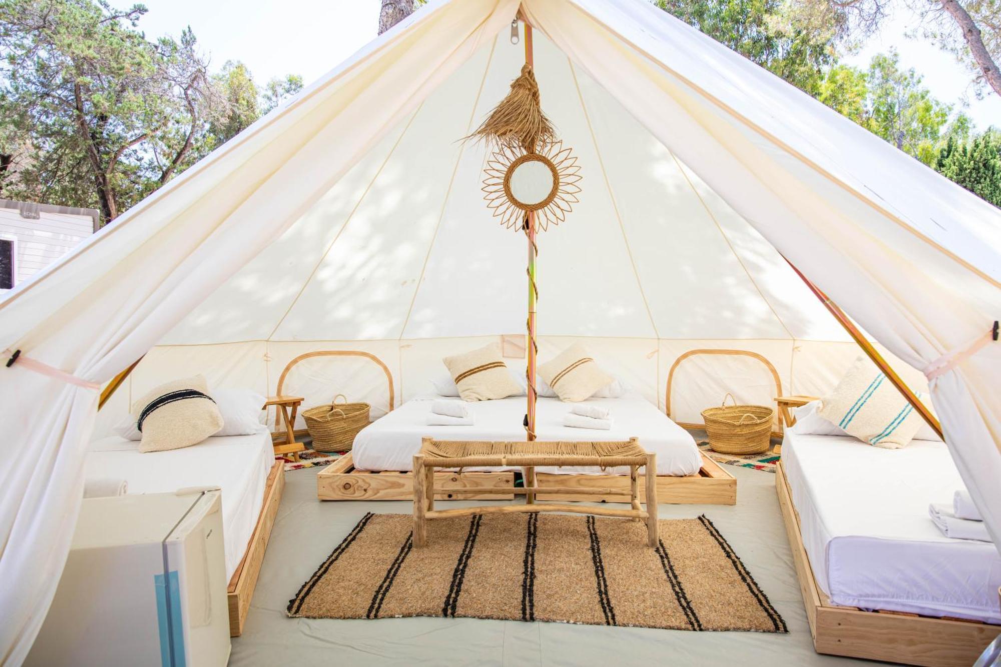 فندق Camping Sant Salvador كوماروغا المظهر الخارجي الصورة